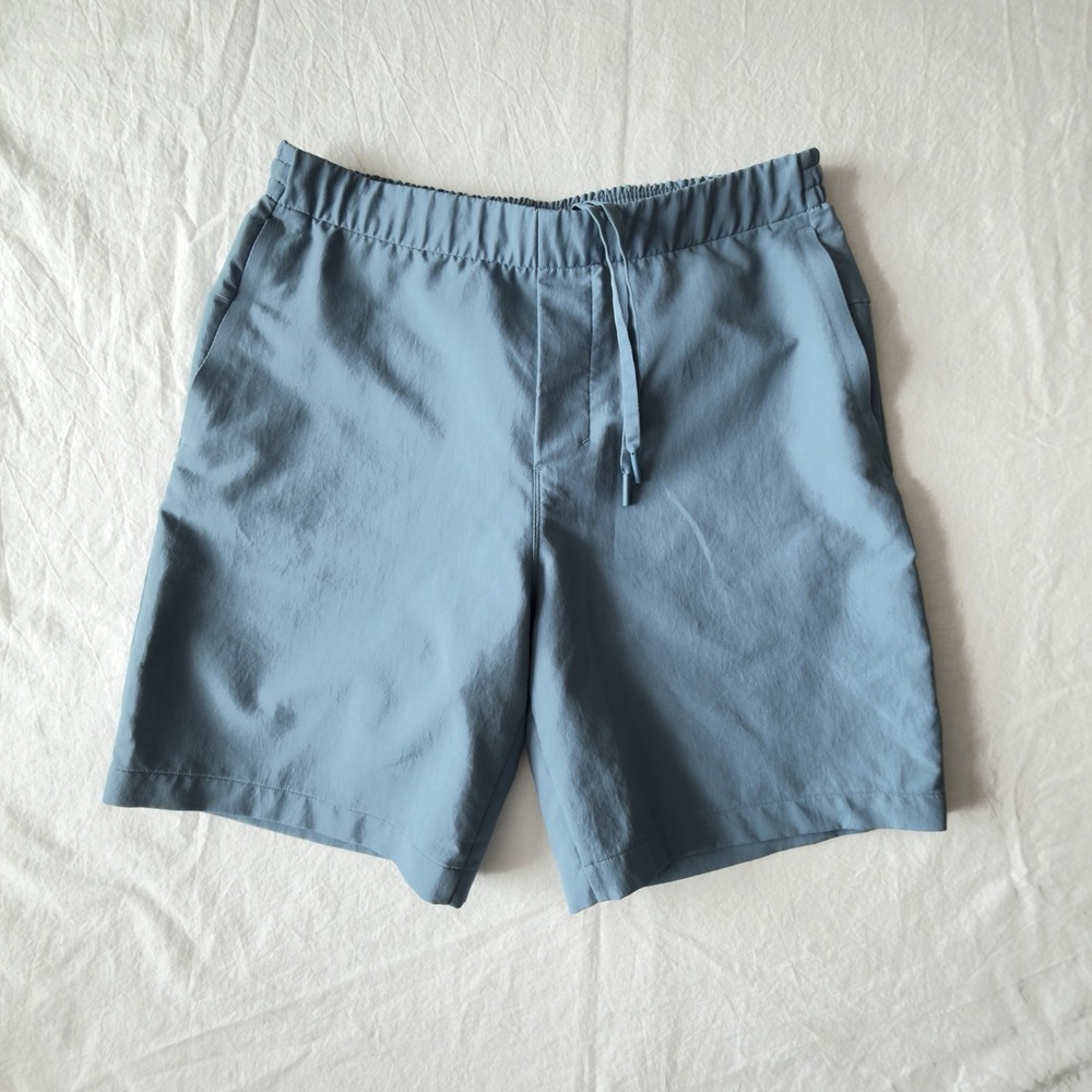 lululemon mens shorts 5 inch medium **** READ *** Steel Blue Color 31 Inch Waist
